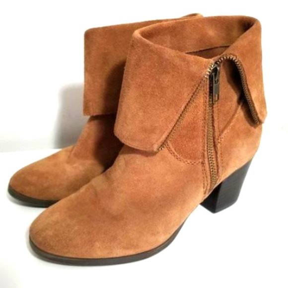 Bass Womens size 7 Sasha Ankle Booties Brown Suede Leather Cuffed - Picture 1 of 1